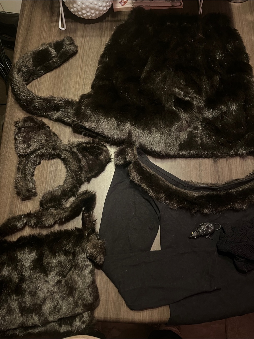 Woman’s cat costume